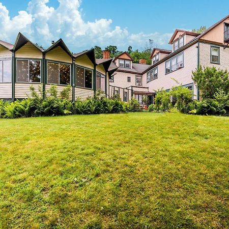 Apple Tree Inn Ленокс Экстерьер фото