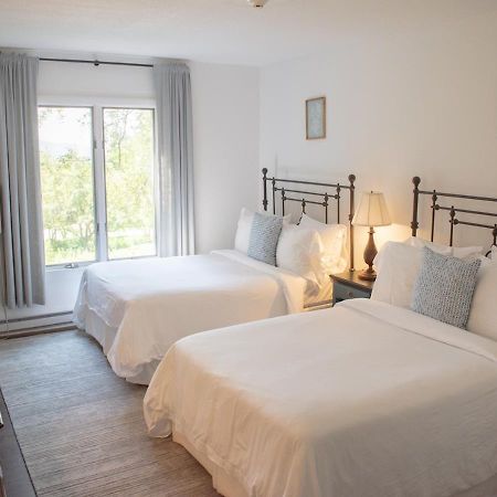 Apple Tree Inn Ленокс Экстерьер фото
