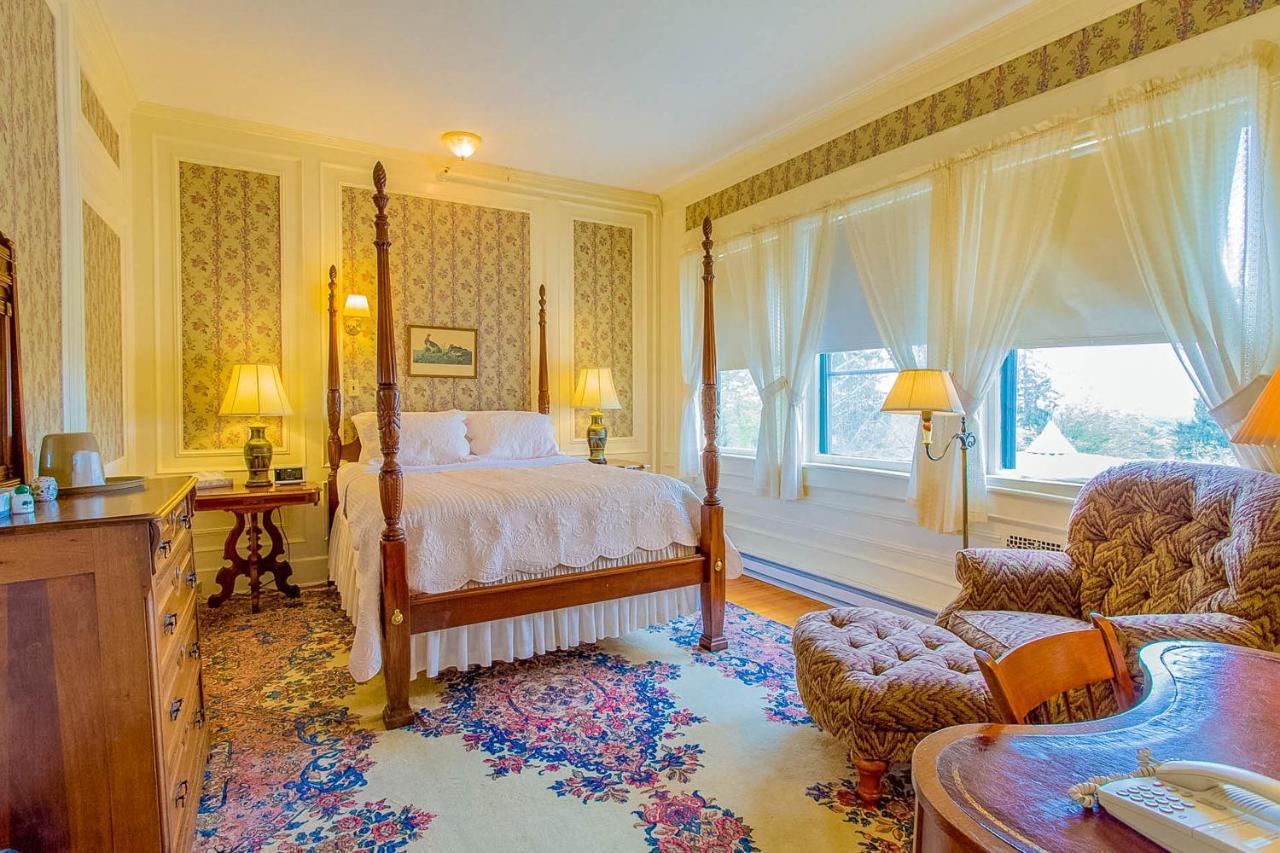Apple Tree Inn Ленокс Экстерьер фото